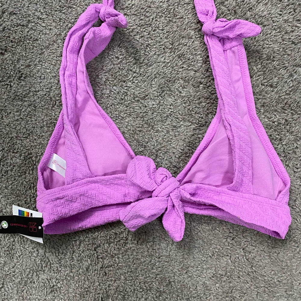 No Boundaries Lavender Bikini Top - Picture 4 of 5